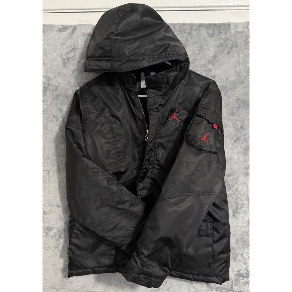 2000s Jordan Brand Men's Large Black Red Puffer Jacket Jumpman Haddad Apparel